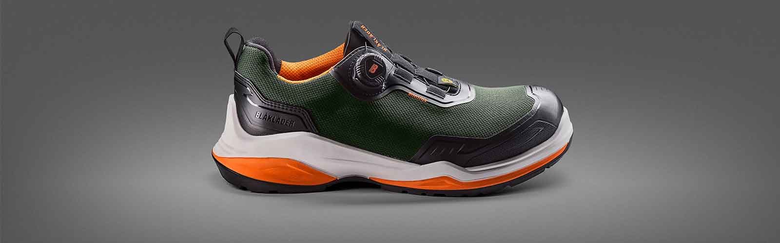 2486_striker_shoe_1600x500